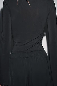 LONG SLEEVE RUCHED T-SHIRT