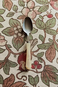 4-PIECE CUTLERY SET WITH PEARLESCENT EFFECT HANDLE