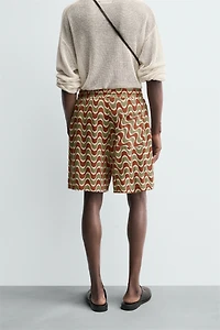 GEOMETRIC JACQUARD SHORTS