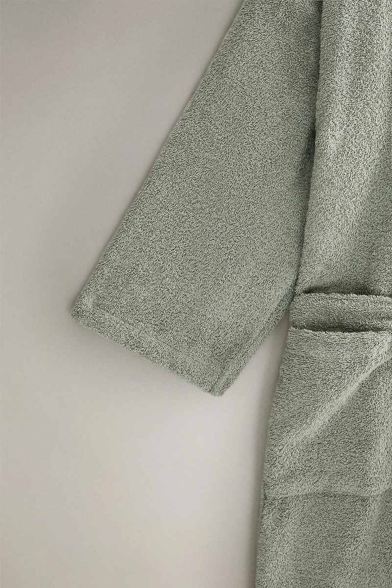 PREMIUM COTTON BATHROBE (420 GXM²)