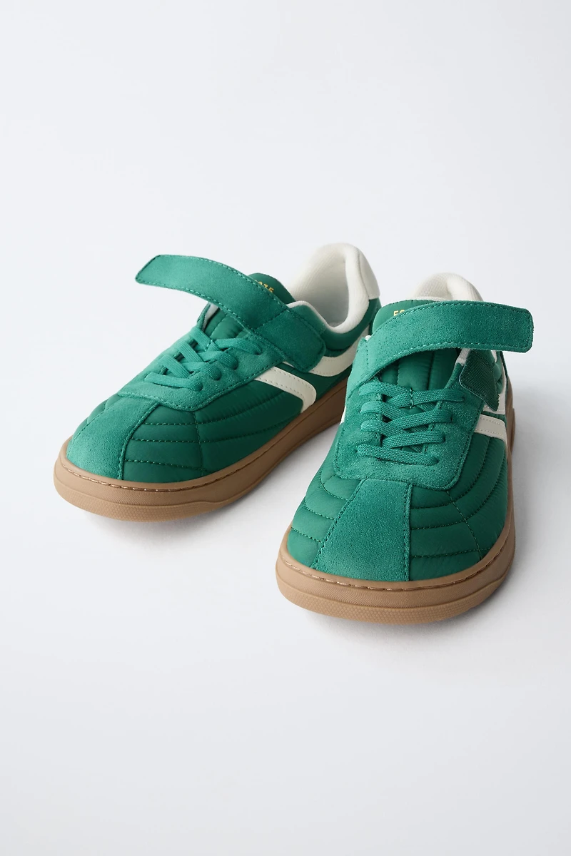 BAREFOOT SNEAKERS