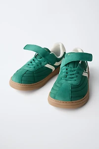 BAREFOOT SNEAKERS