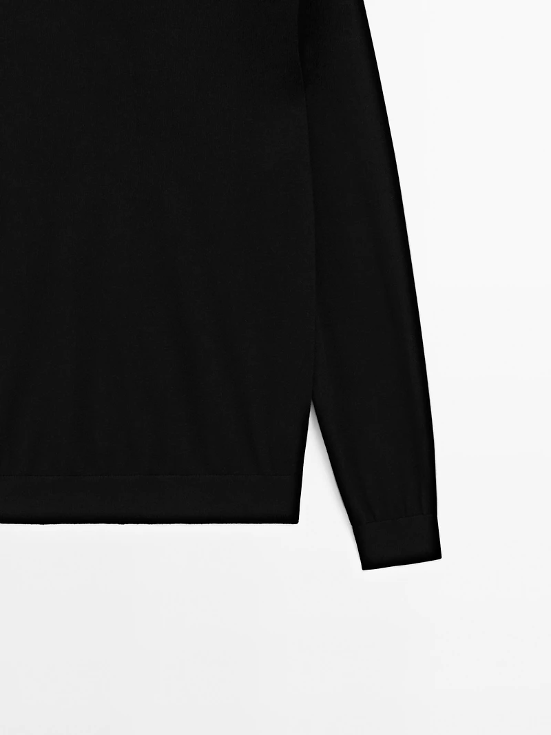 Long sleeve cotton knit sweater