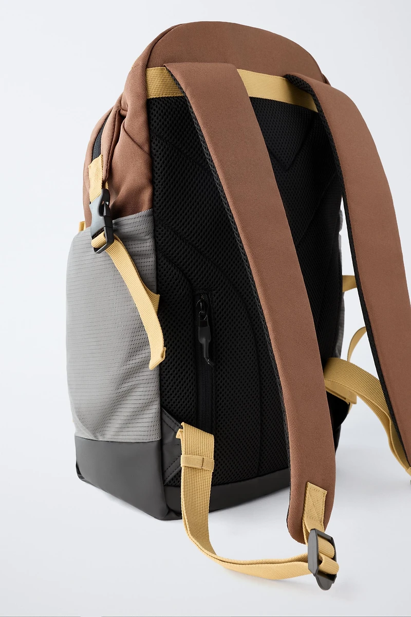 TECHNICAL BACKPACK