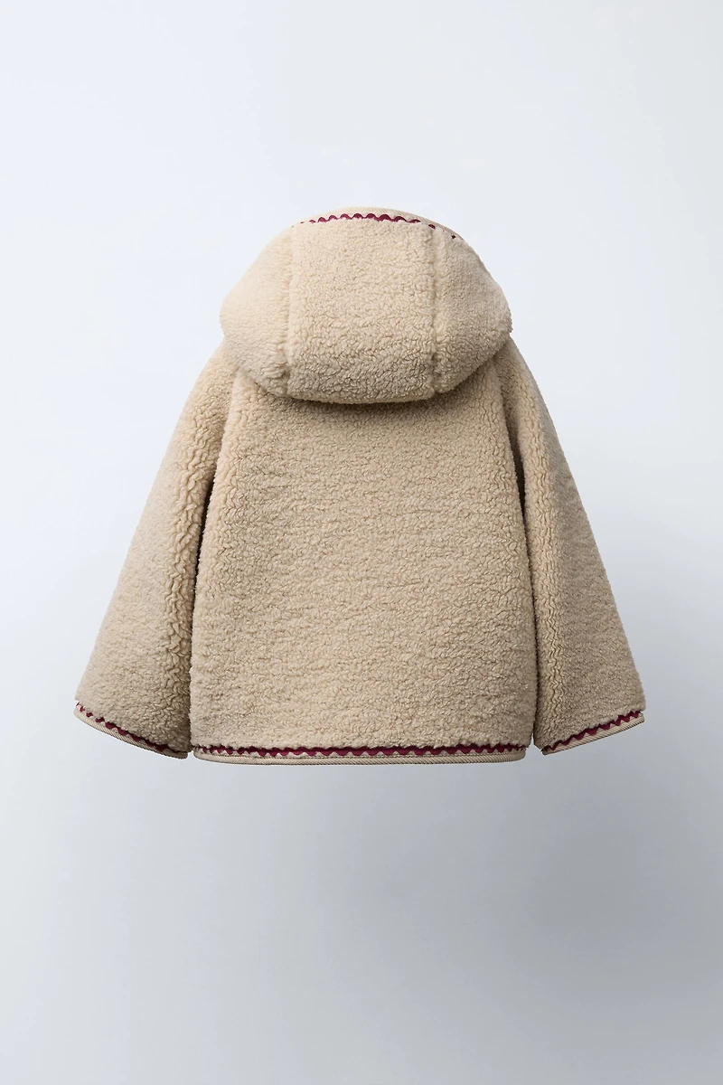 WAVY TRIM FLEECE JACKET WITH POLAR LINING