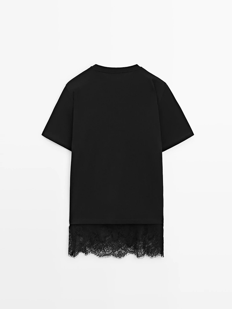 T-shirt à manches courtes avec détails en dentelle