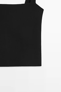 Knit top with a square neckline