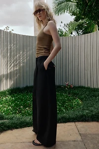 PANTALON LARGE À PINCES