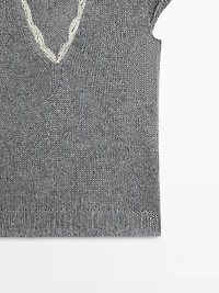 Short sleeve knit sweater with lace