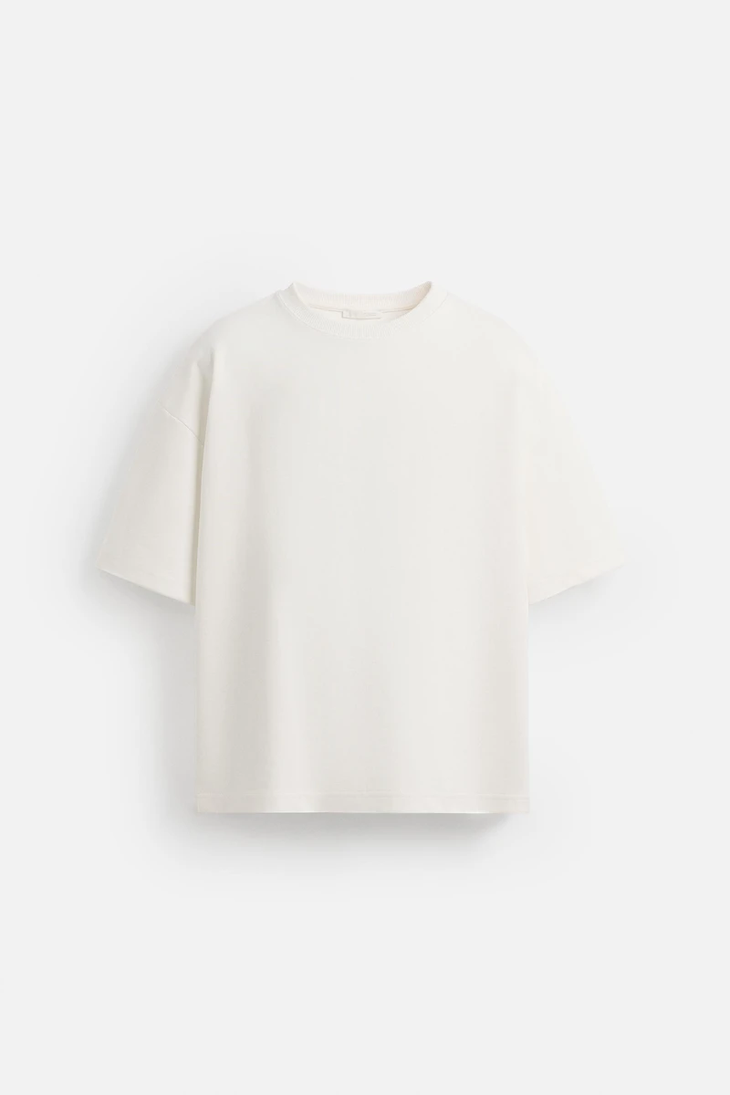 RAISED PRINT SWEATSHIRT