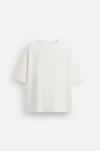 RAISED PRINT SWEATSHIRT