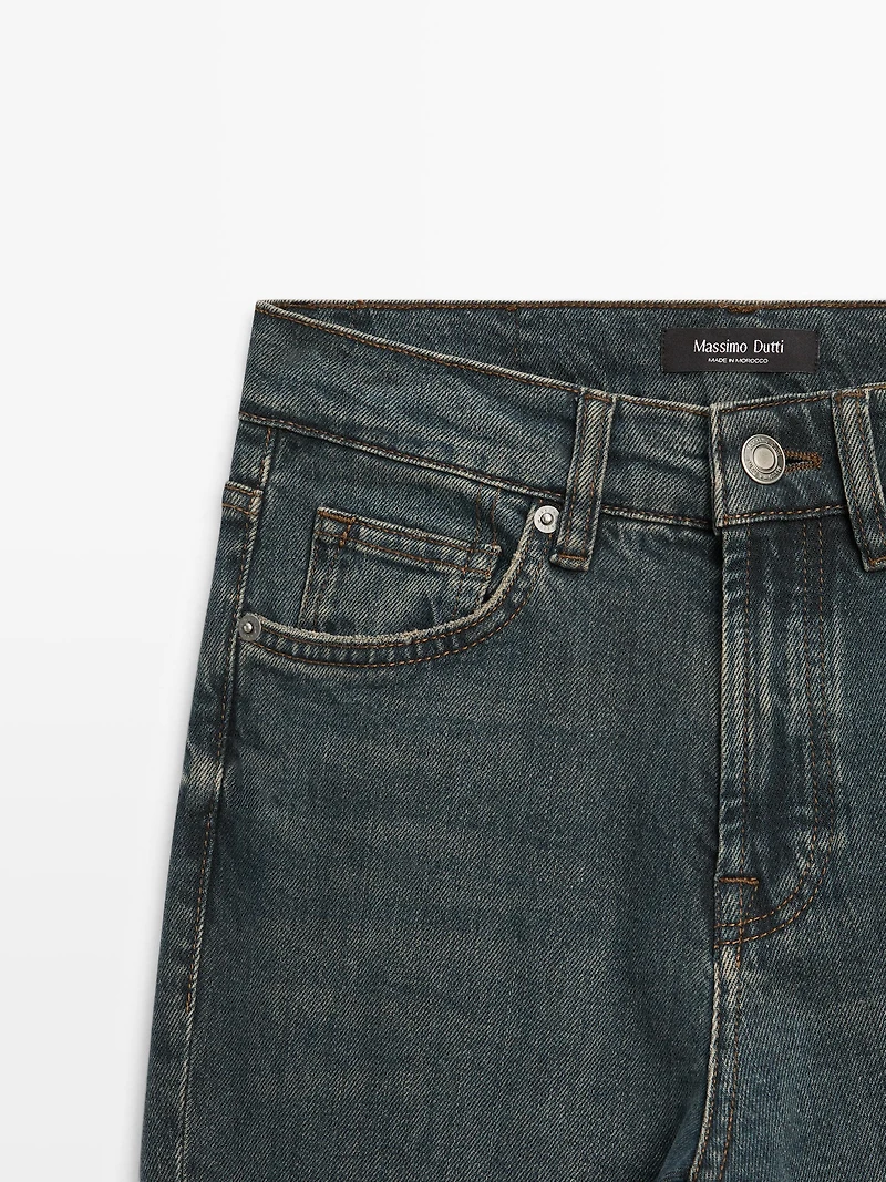 Mid-rise cropped slim fit jeans