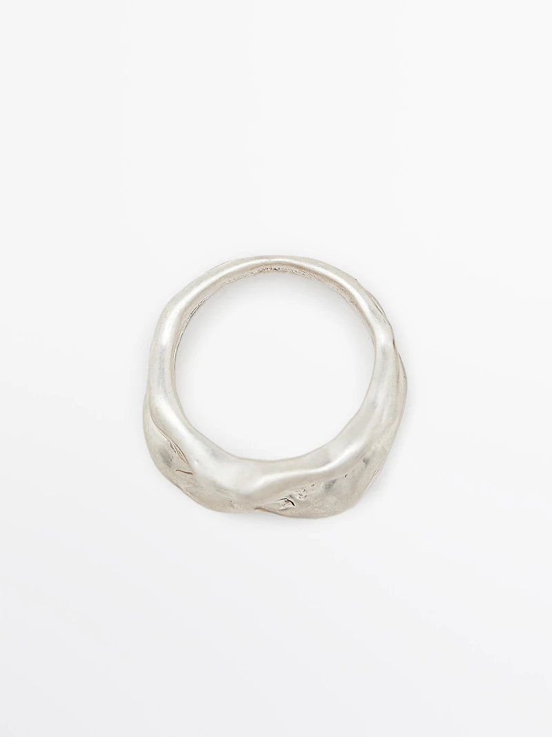 Abstract metal ring