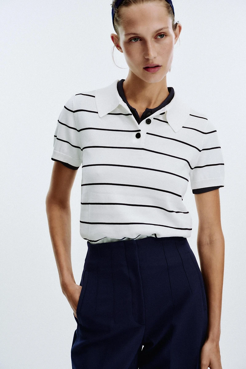 HIGH-WAISTED PANTS