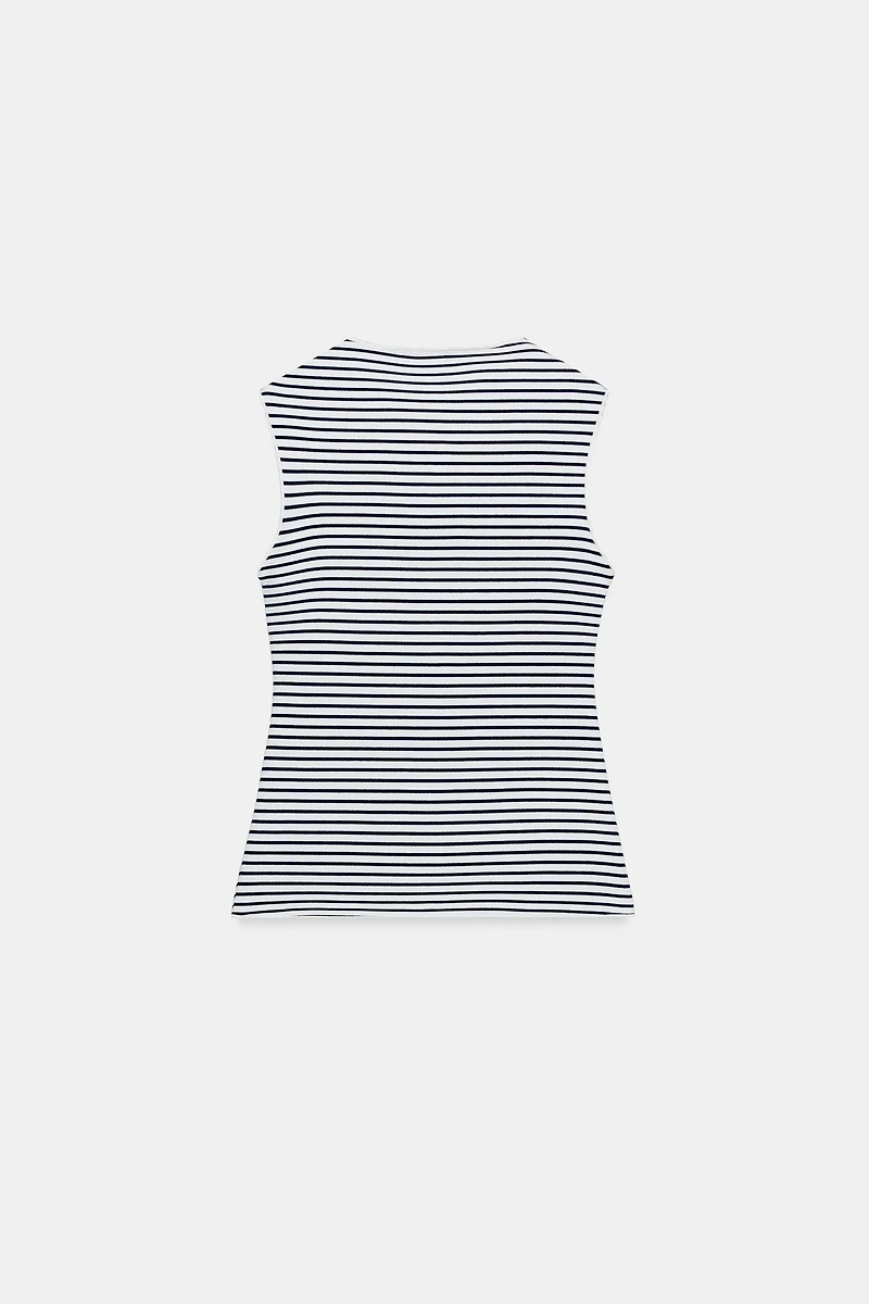 BUTTONED VEST TOP