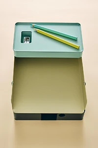 CHILDREN'S METAL DESK ORGANIZER ACCESSORY