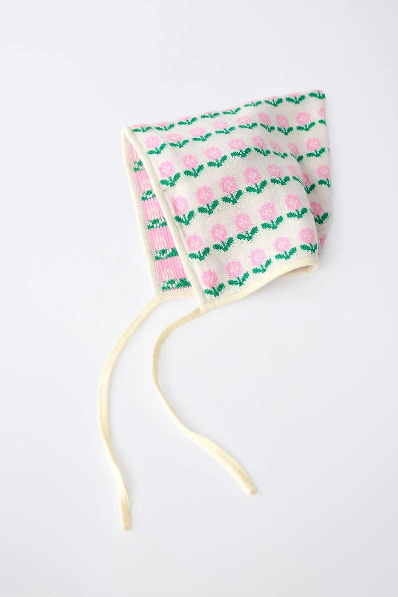 FLORAL JACQUARD KNIT BONNET