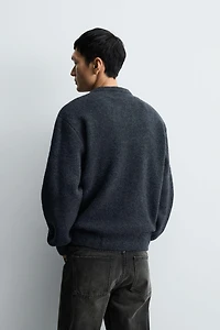 TEXTURED BOXY FIT JUMPER