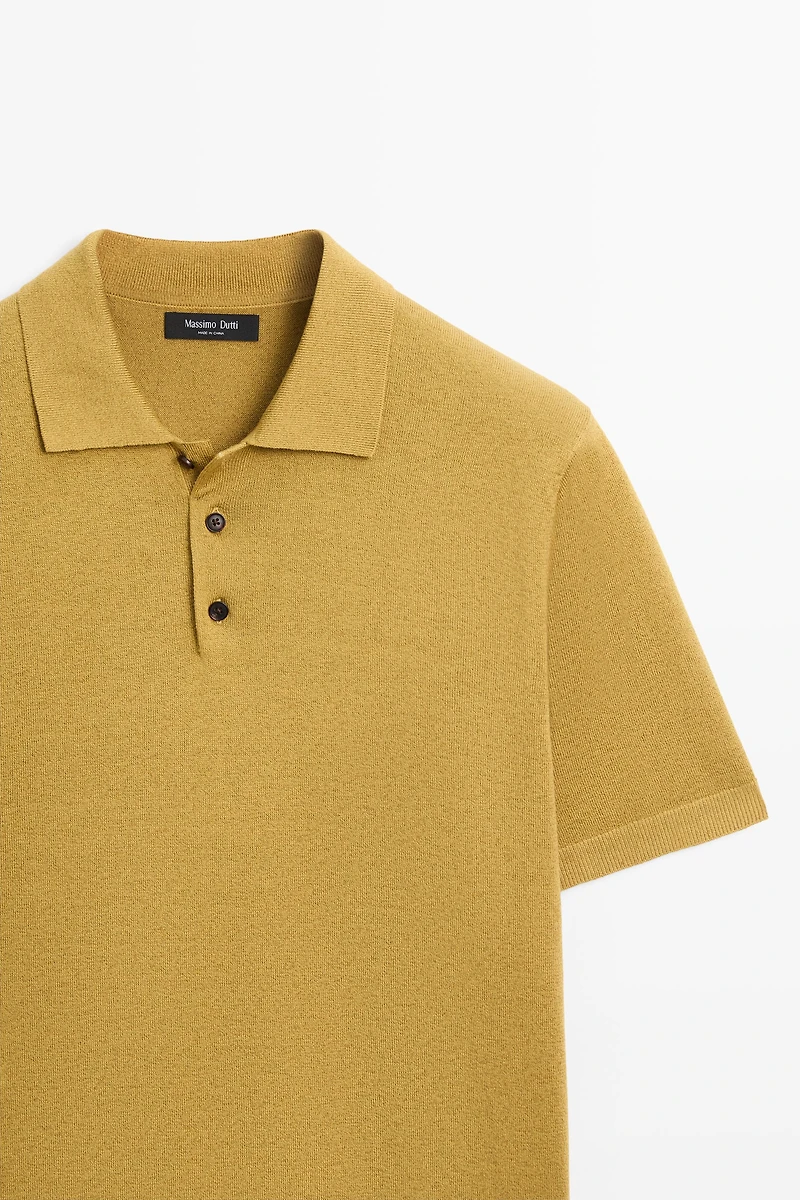 Short sleeve cotton and linen knit polo shirt