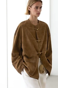 Veste à col officier en cuir finition daim