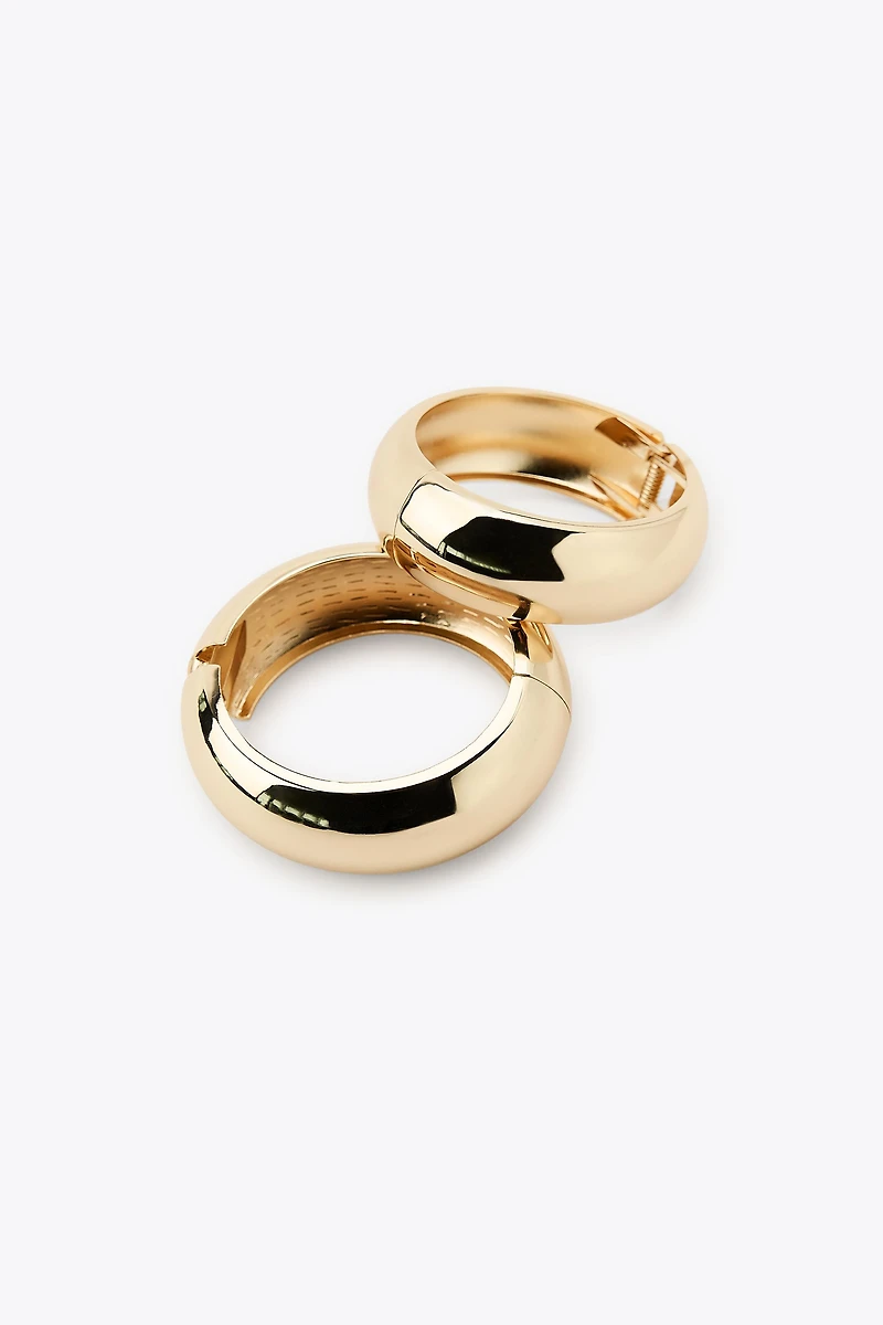 LOT DE 2 BRACELETS EN RELIEF