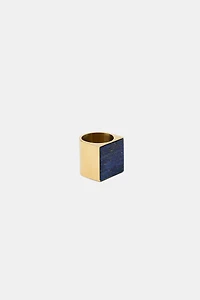 STONE SIGNET RING