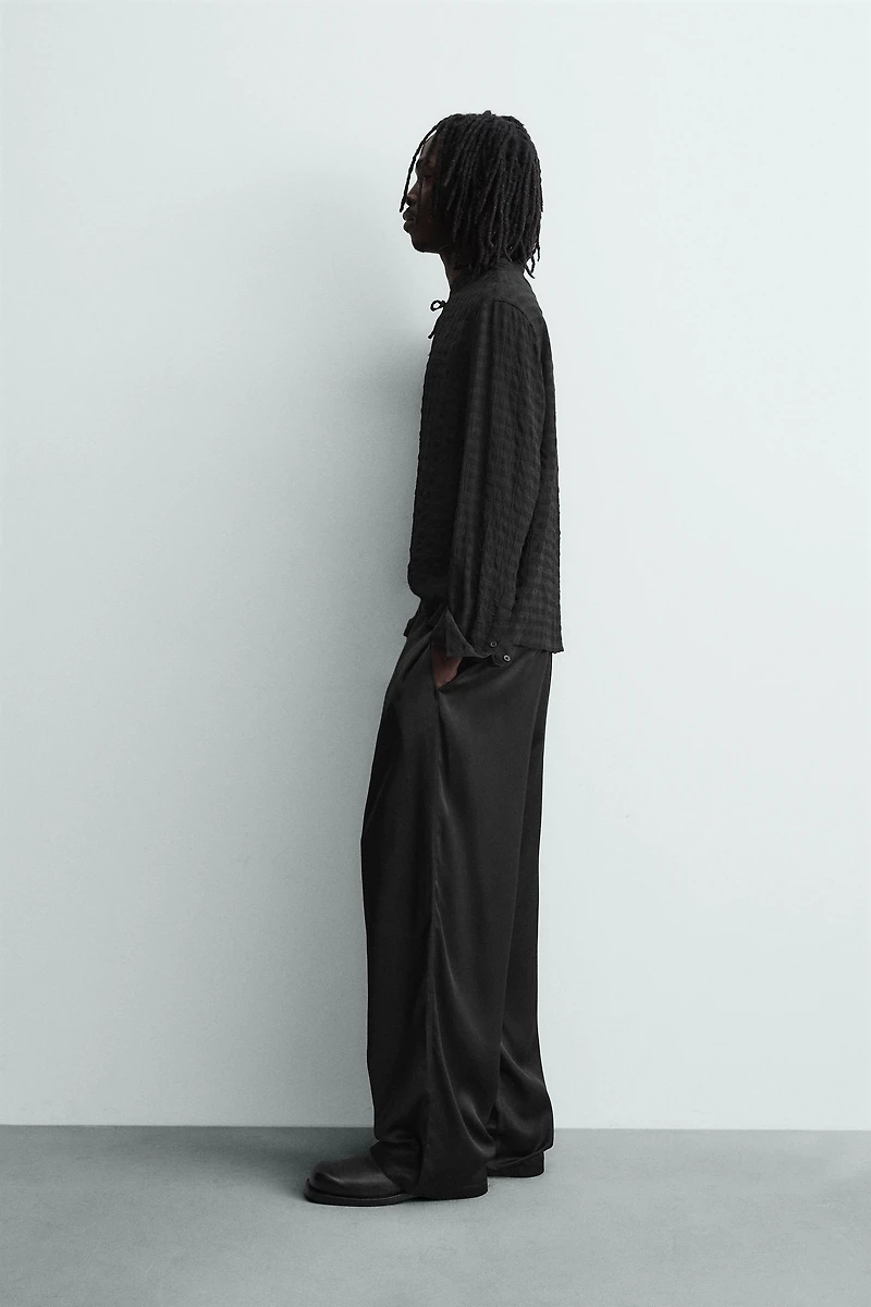 FLUID TEXTURED POLO SHIRT