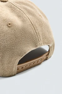 CASQUETTE BRODÉE CONTRASTE