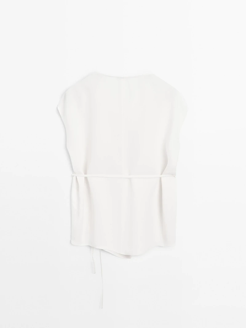 Crepe top with cowl neckline
