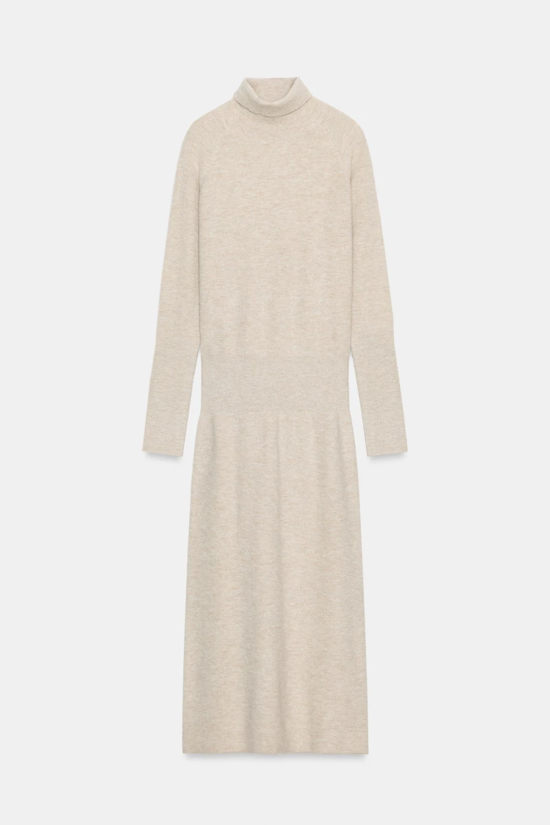 BATWING SLEEVE KNIT DRESS