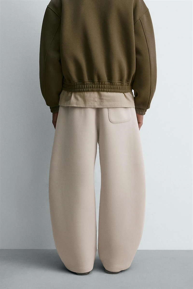 NEOPRENE LOOK BALLOON FIT PANTS