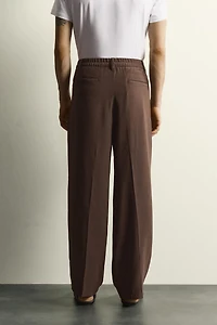 PANTALON FLUIDE COUPE DÉCONTRACTÉE À PLIS