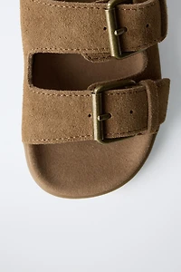 LEATHER BUCKLE SANDALS