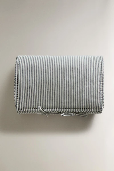 STRIPED BABY CHANGING MAT