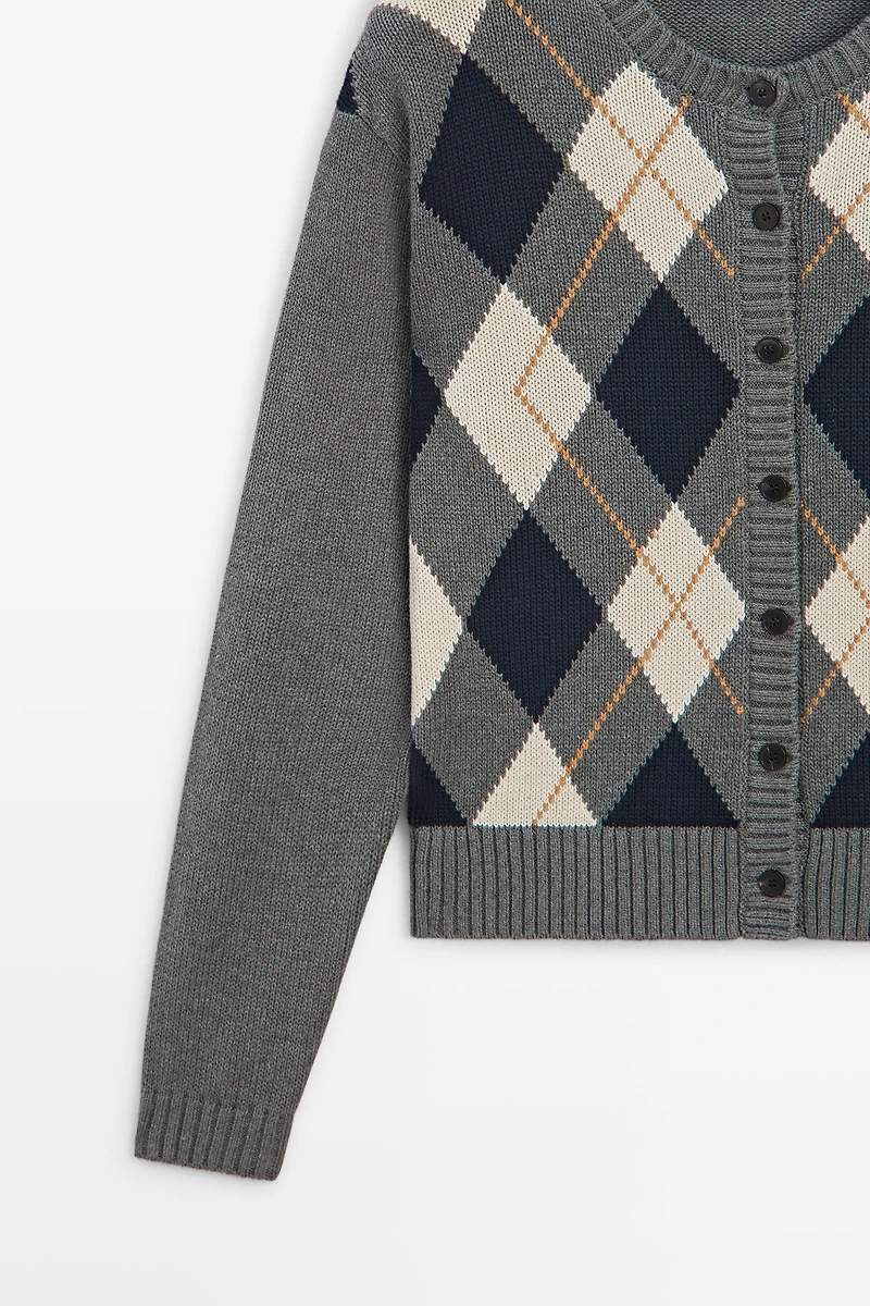 100% cotton diamond knit cardigan