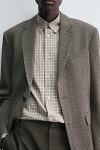 REGULAR FIT TEXTURED BLAZER