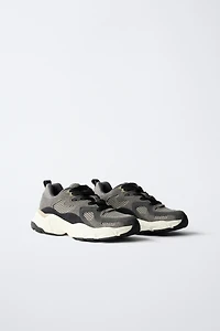 PIECED SNEAKERS