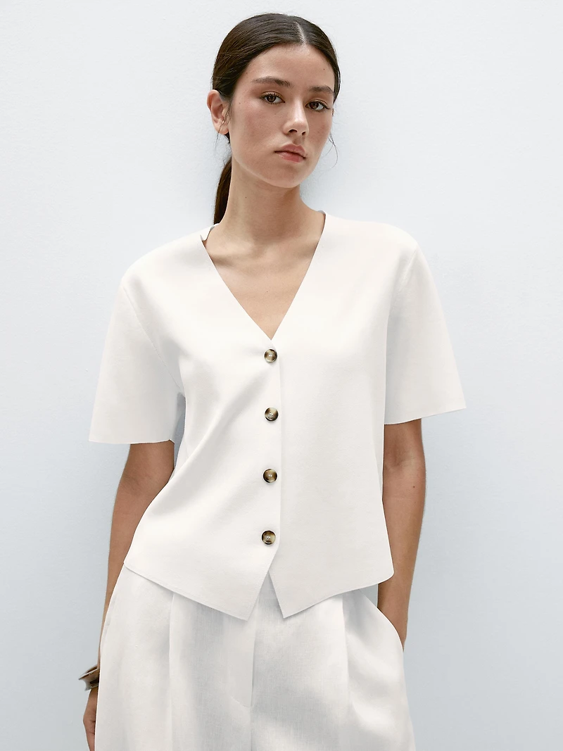 Flowing knit short sleeve cardigan