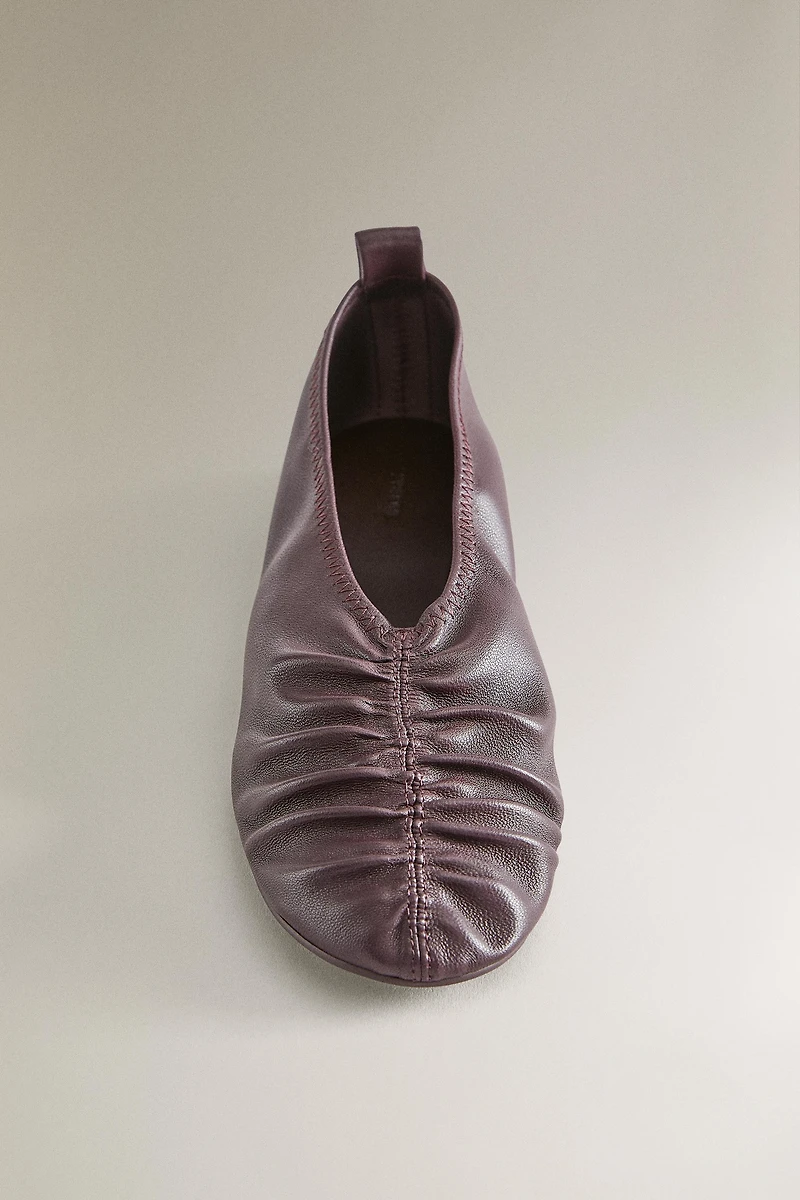 PLEATED LEATHER BALLET FLATS