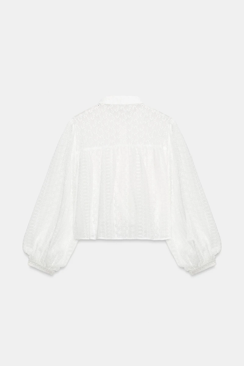 BLOUSE ROMANTIQUE BRODERIES AJOURÉES
