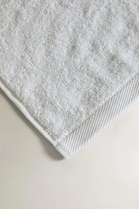 SERVIETTE DE BAIN COTON ÉPONGE UNIE (500 G/M²)