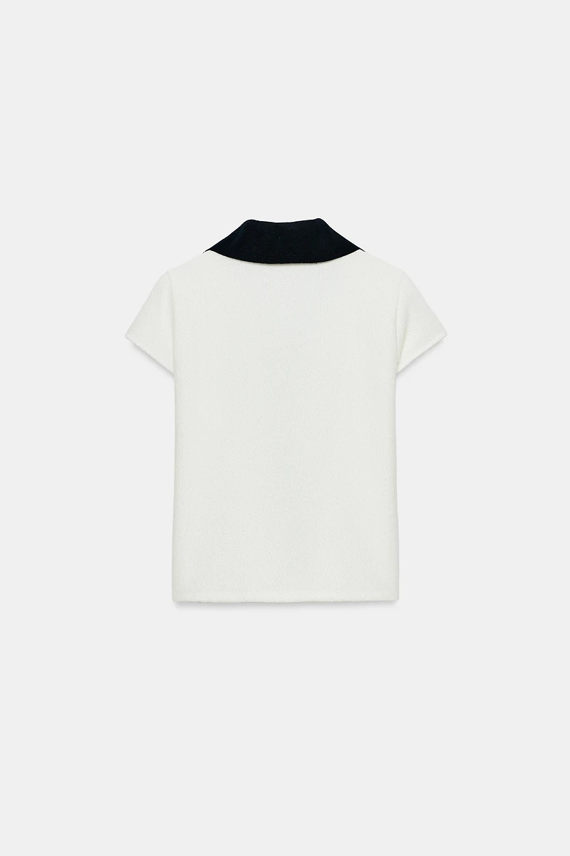 TEXTURED POLO COLLAR TOP