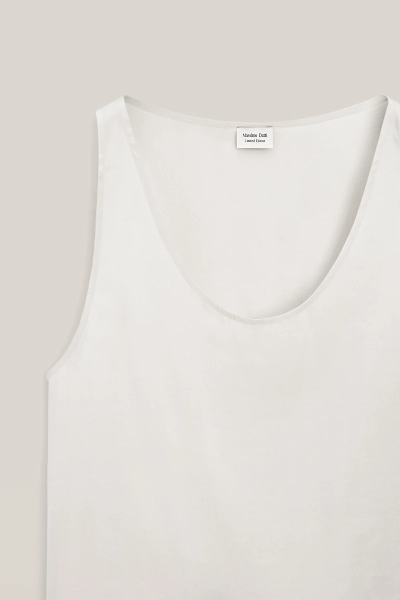 Top à larges bretelles en pure soie - ÉDITION LIMITÉE
