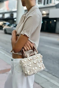 PEARLESCENT EFFECT DETAIL BAG