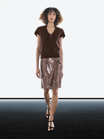 Short matte sequinned skirt