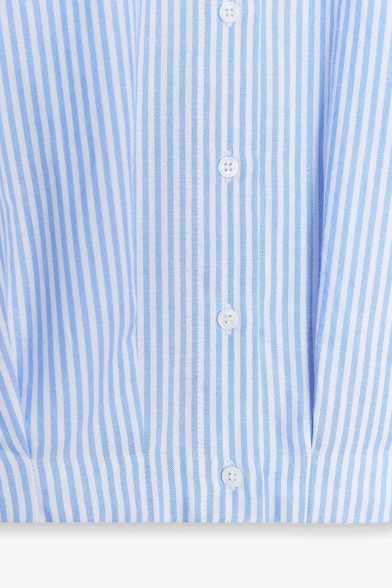 CHEMISE COURTE OXFORD RAYÉE AVEC PLIS À LA TAILLE