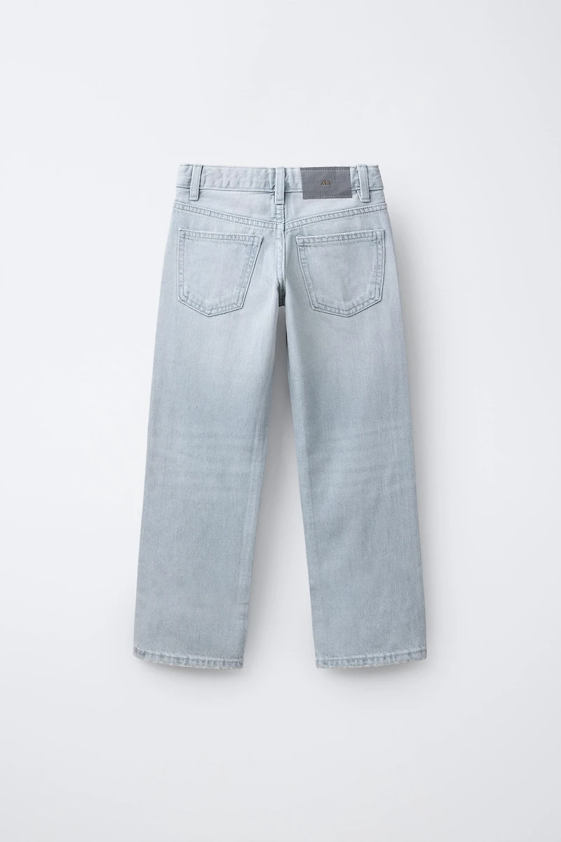 WIDE LEG JEANS WITH STUDS
