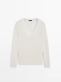 100% linen knit V-neck sweater