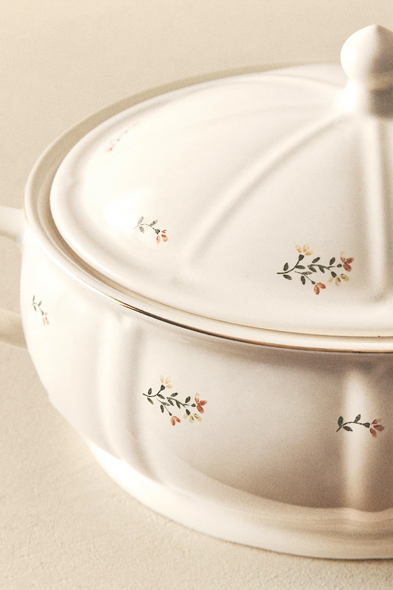 FLORAL PORCELAIN SOUP TUREEN