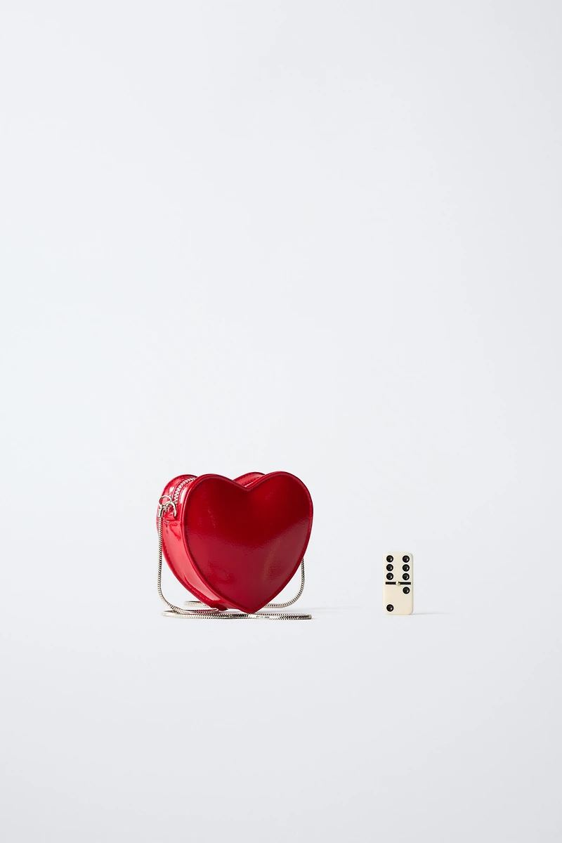 HEART CROSSBODY BAG